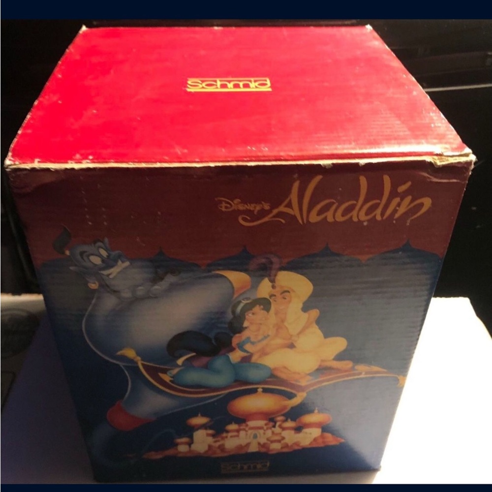 Schmid Disney's Aladdin Music Box - Red and Blue